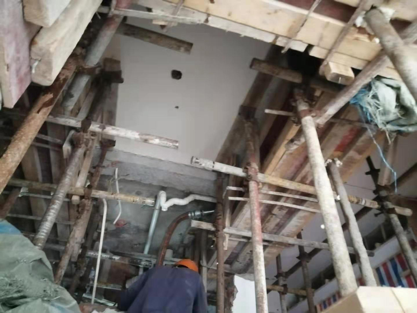 家里瓷砖那里容易掉？？？？？？？（上）